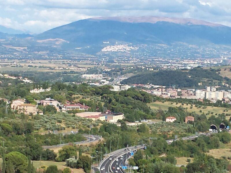 Appartamento in  Affitto  a Perugia   quadrilocale   100 mq  foto 4