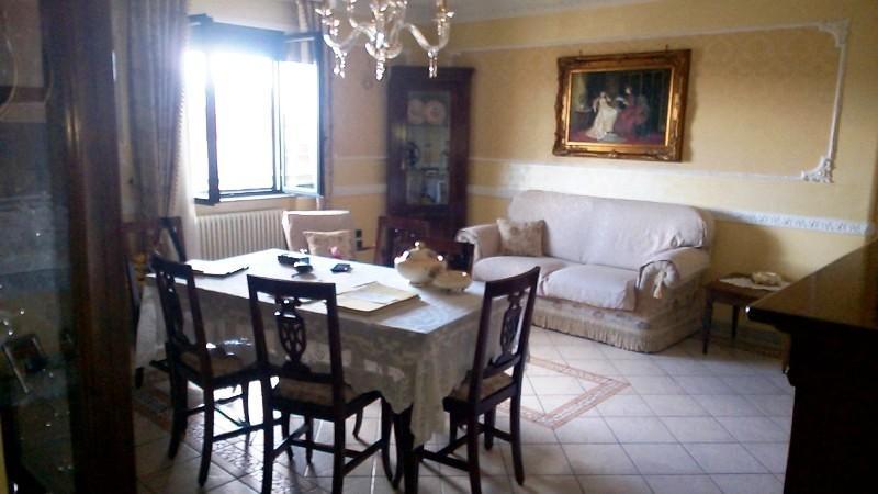 Appartamento in  Vendita  a Cassano allo Ionio   5 vani  98 mq  foto 3