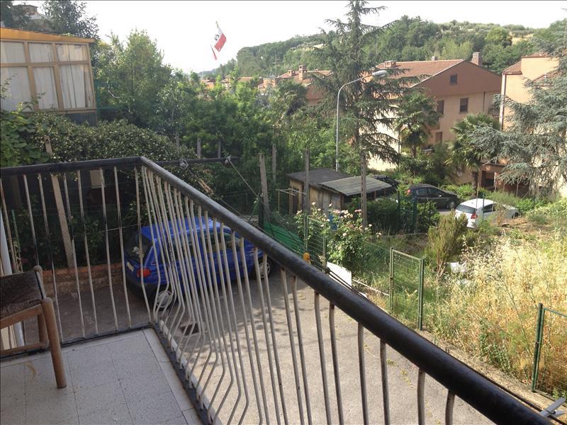 Appartamento in  Affitto  a Perugia   quadrilocale   100 mq  foto 1