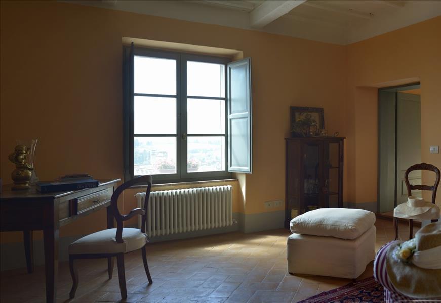Appartamento in  Vendita  a Sarteano   5 vani  200 mq  foto 3