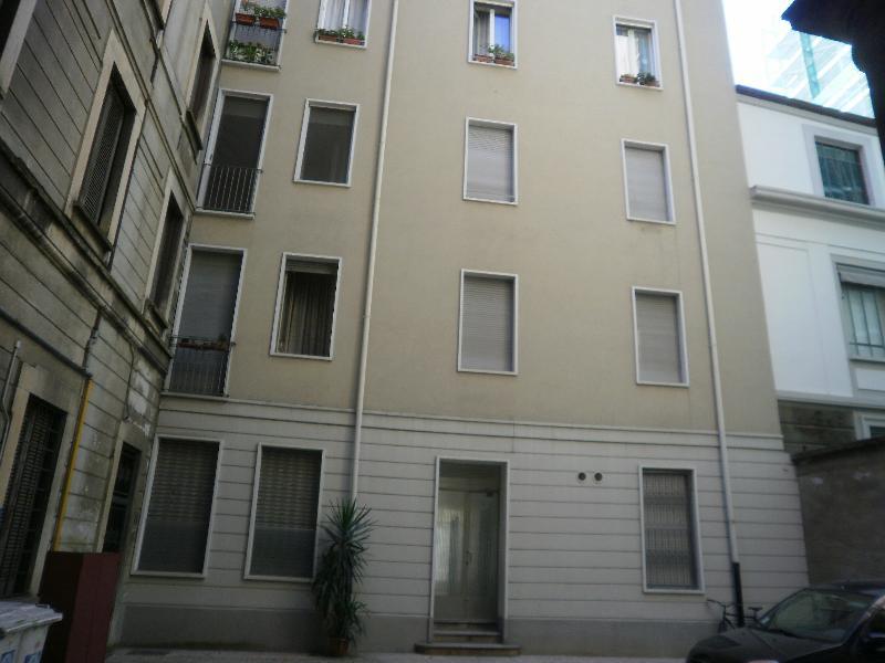 Appartamento in  Vendita  a Milano zona Centro Storico  bilocale   55 mq  foto 3