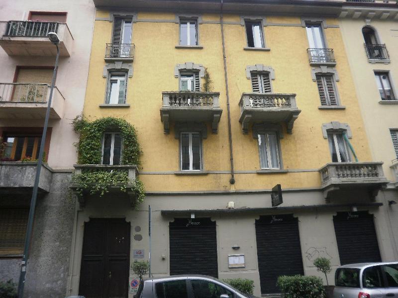 Appartamento in  Vendita  a Milano   trilocale   90 mq  foto 1