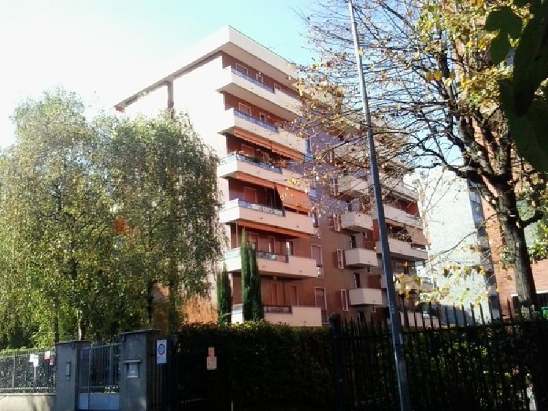 Appartamento in  Affitto  a Milano   trilocale   110 mq  foto 6
