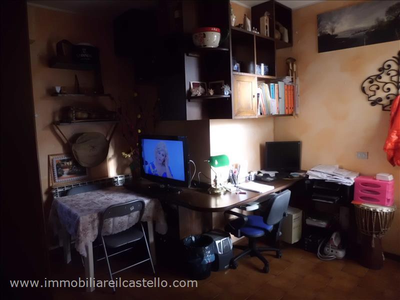 In appartamento in  Vendita  a Castiglione del Lago   trilocale   55 mq  foto 3