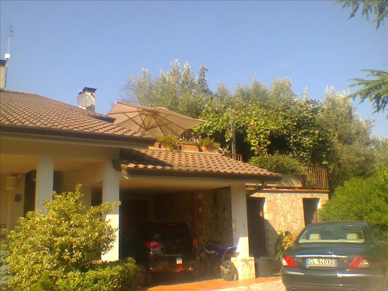 Villa in  Vendita  a Perugia   9 vani  350 mq  foto 7