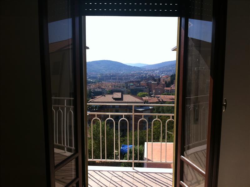 Appartamento in  Affitto  a Perugia   5 vani  140 mq  foto 5
