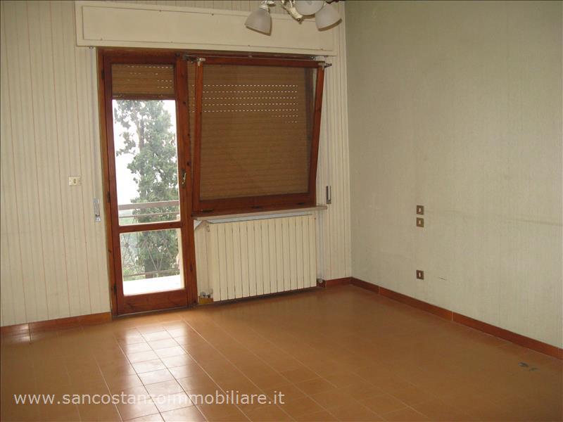 Appartamento in  Affitto  a Corciano   trilocale   90 mq  foto 1
