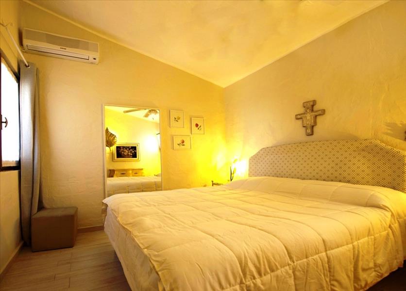 Villa in  Vendita  a San Teodoro   5 vani  100 mq  foto 10