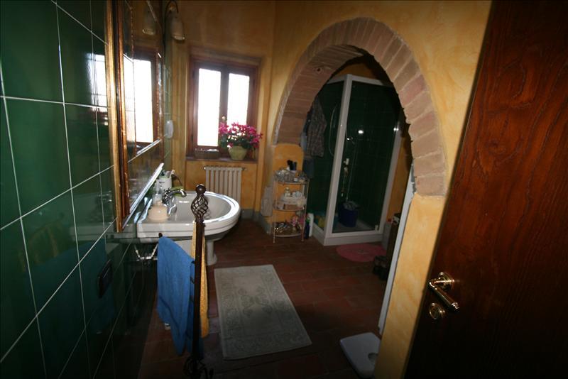 Casale  in  Vendita  a San Gimignano    360 mq  foto 2