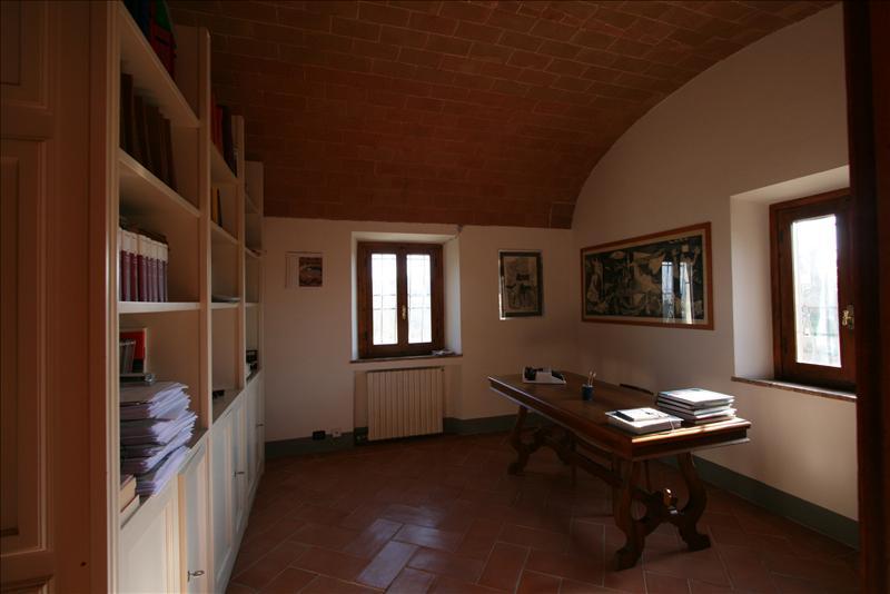 Casale  in  Vendita  a San Gimignano    360 mq  foto 4