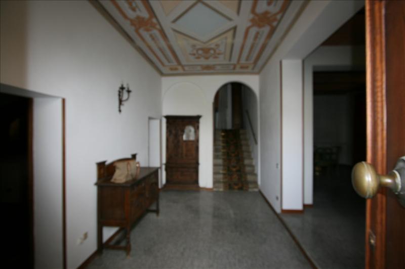 Villa in  Vendita  a Rapolano Terme    214 mq  foto 2