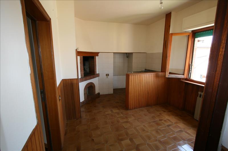 Appartamento in  Vendita  a Sinalunga    100 mq  foto 3