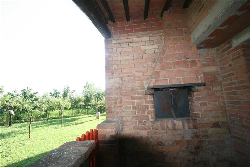 Casale  in  Vendita  a Torrita di Siena   7 vani  100 mq  foto 4