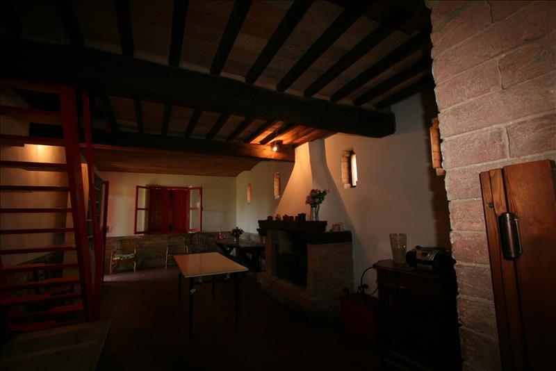 Casale  in  Vendita  a Torrita di Siena   7 vani  100 mq  foto 5