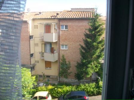 Appartamento in  Vendita  a Siena    90 mq  foto 6