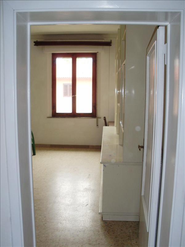 Appartamento in  Vendita  a Monteroni d'Arbia   quadrilocale   87 mq  foto 5