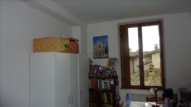 Appartamento in  Vendita  a Siena   6 vani  130 mq  foto 10