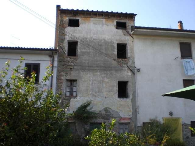 Porzione di casa in  Vendita  a Capannori    120 mq  foto 4