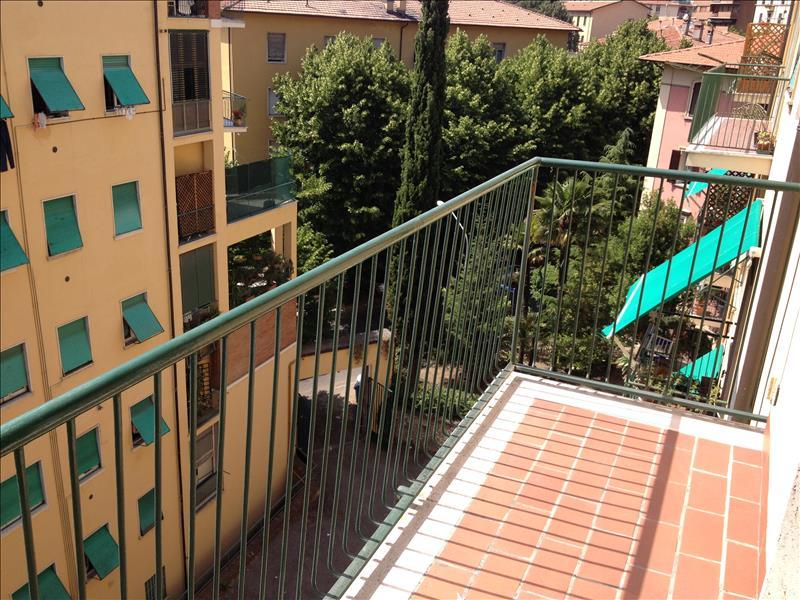 Appartamento in  Vendita  a Perugia   5 vani  130 mq  foto 2