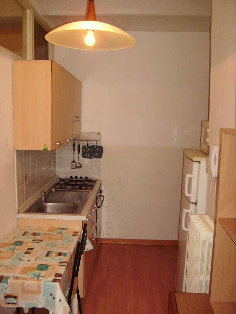 Appartamento in  Affitto  a Perugia   trilocale   65 mq  foto 2