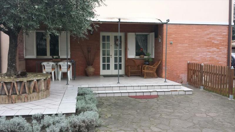 Appartamento in  Affitto  a Perugia   bilocale   70 mq  foto 3