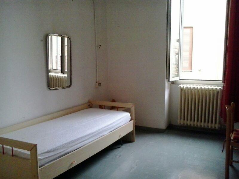 Appartamento in  Affitto  a Perugia   trilocale   85 mq  foto 2