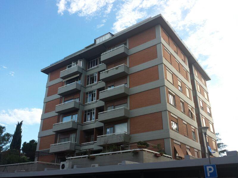 Appartamento in  Affitto  a Perugia   quadrilocale   100 mq  foto 3