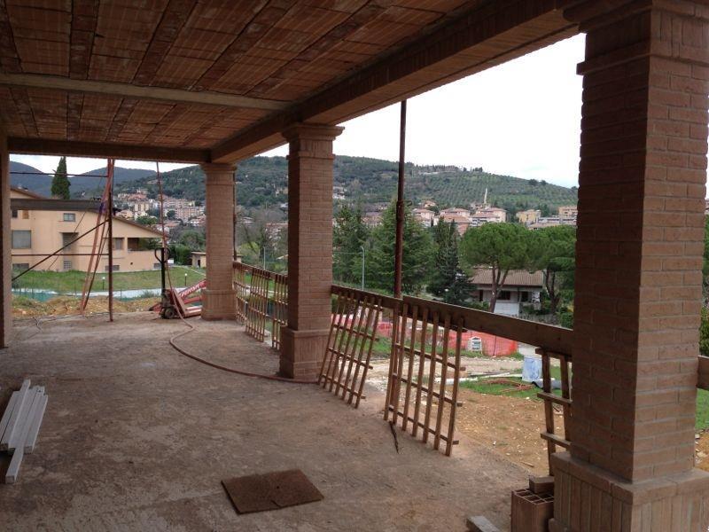 Villa in  Vendita  a Perugia   5 vani  300 mq  foto 4