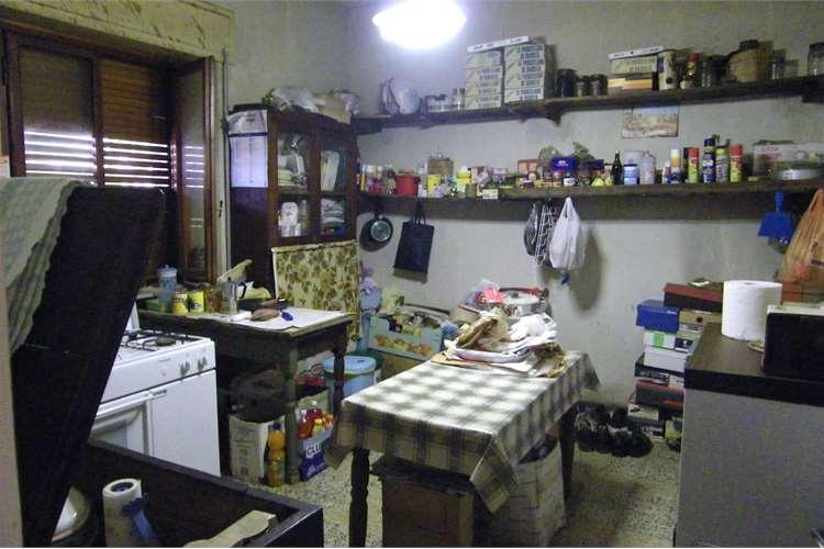 Casa singola in  Vendita  a Capannori    280 mq  foto 6