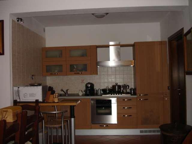 Casa singola in  Vendita  a Capannori   5 vani  130 mq  foto 2