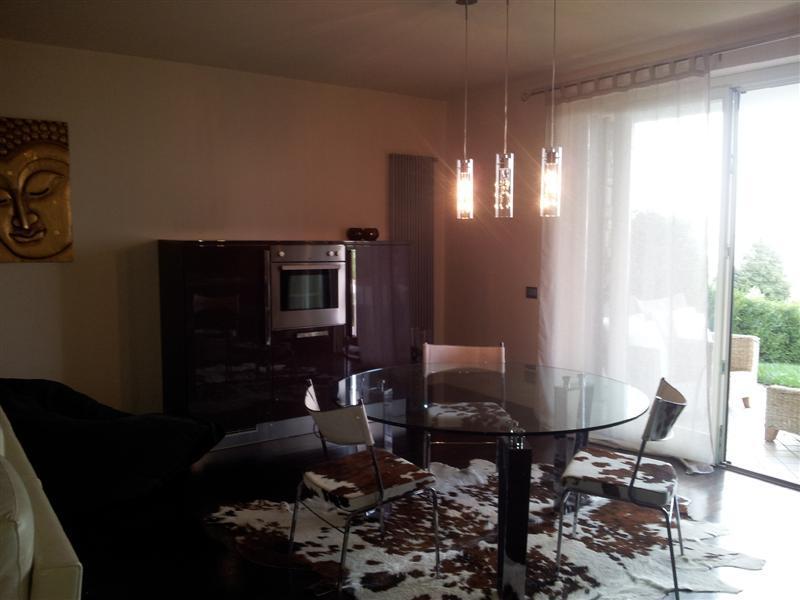 Appartamento in  Vendita  a Padenghe sul Garda    85 mq  foto 2