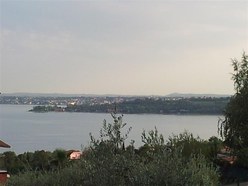 Appartamento in  Vendita  a Padenghe sul Garda    85 mq  foto 3