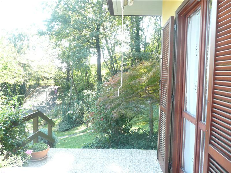 Appartamento in  Vendita  a Padenghe sul Garda    85 mq  foto 3