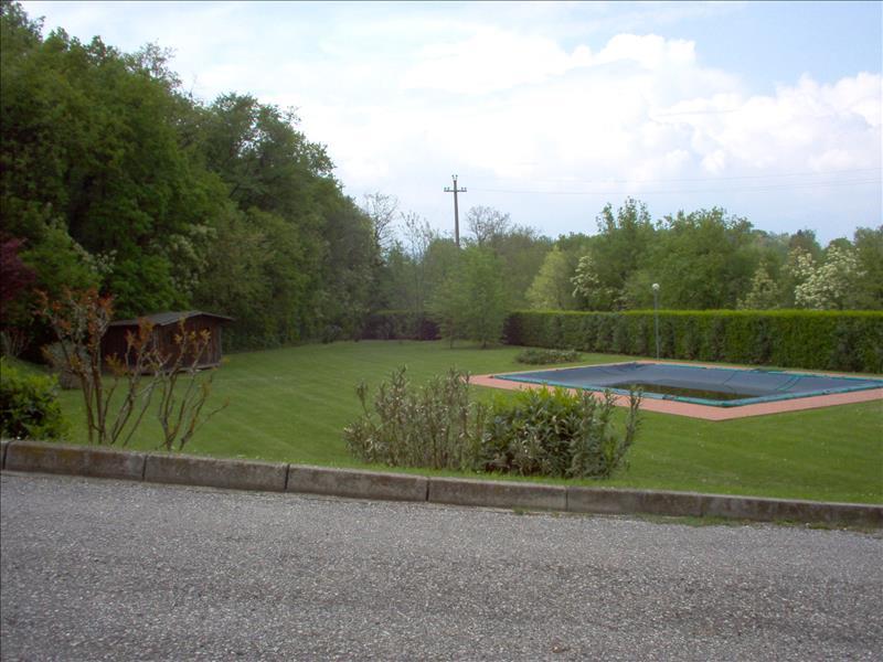Appartamento in  Vendita  a Padenghe sul Garda    85 mq  foto 5