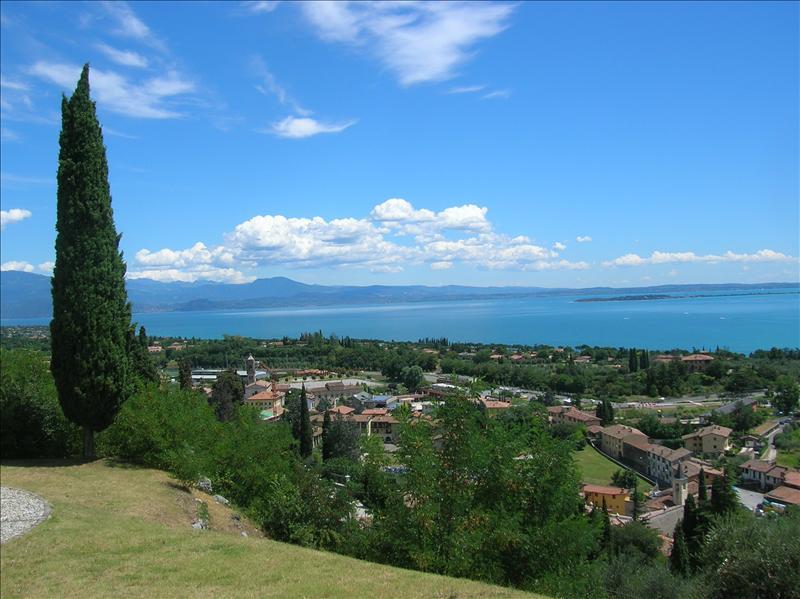 Terreno edificabile in  Vendita  a Padenghe sul Garda    5000 mq  foto 3