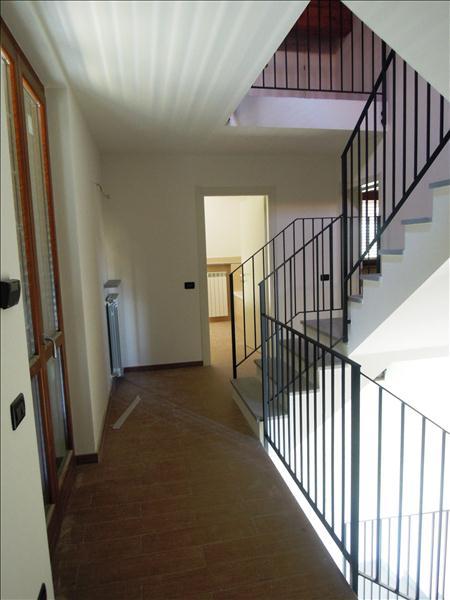 Casa bifamiliare in  Vendita  a Gazzola    200 mq  foto 4