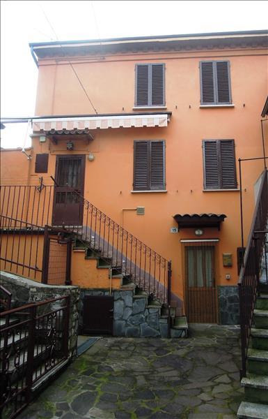 Porzione di casa in  Vendita  a Bobbio   trilocale   60 mq  foto 4