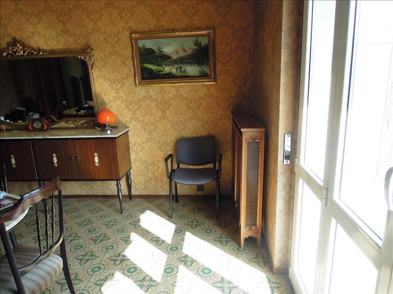 Appartamento in  Vendita  a Bobbio   trilocale   100 mq  foto 3