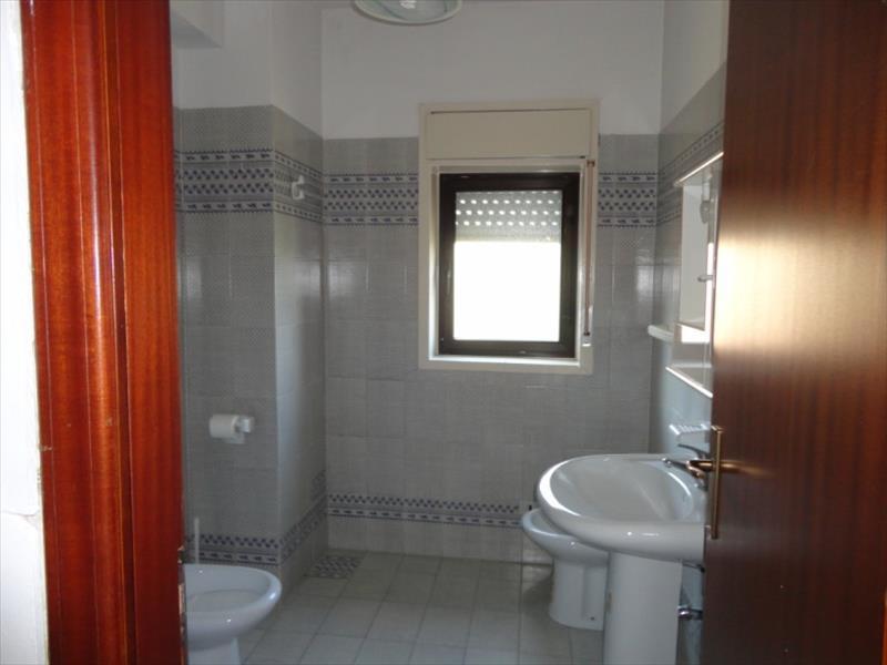 Appartamento in  Vendita  a Misterbianco   quadrilocale   120 mq  foto 7