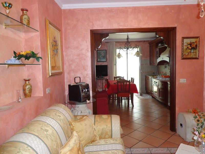 Appartamento in  Vendita  a Mascali   trilocale   85 mq  foto 4