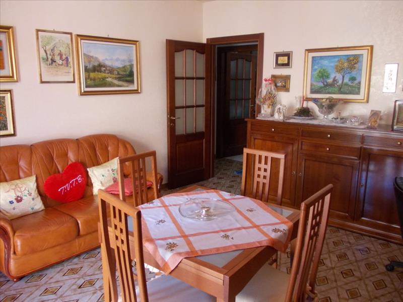 Bilocale in  Vendita  a Priolo Gargallo   6 vani  115 mq  foto 4
