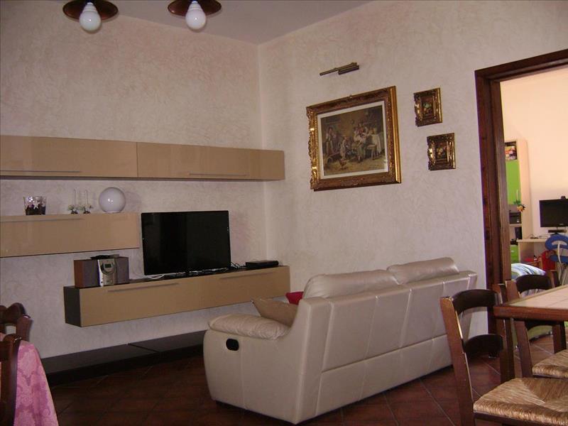 Appartamento in  Vendita  a Catania   trilocale   90 mq  foto 2