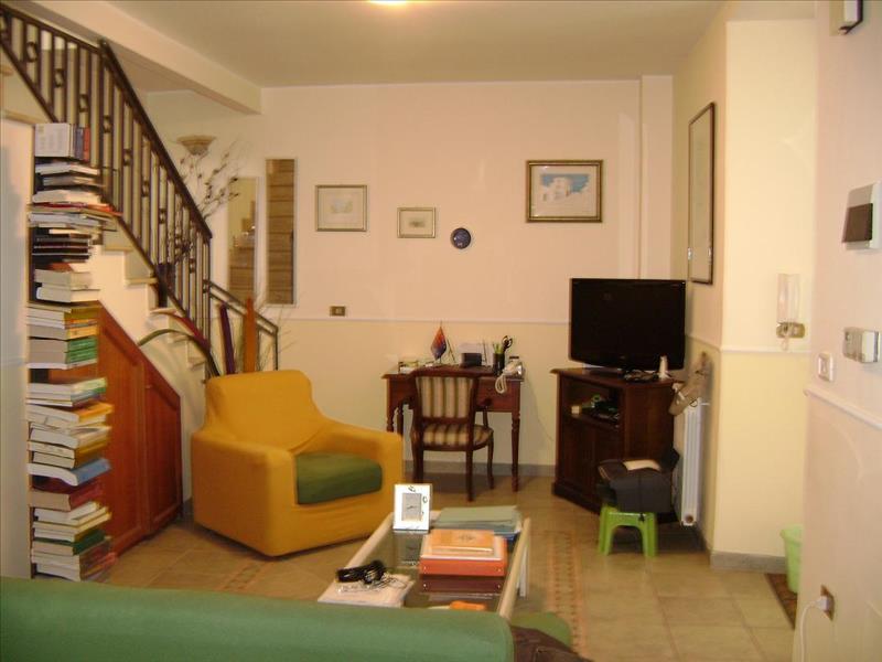 Appartamento in  Affitto  a Catania   bilocale   65 mq  foto 2