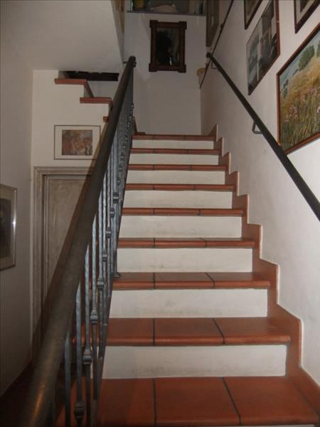 Casa singola in  Vendita  a Vaiano   7 vani  190 mq  foto 9