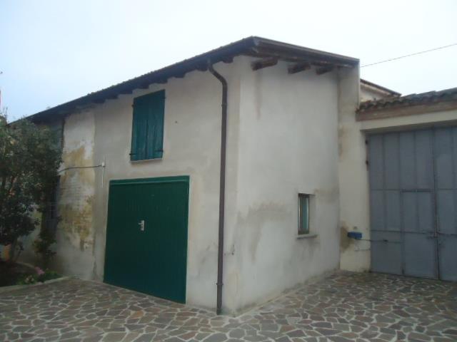 Appartamento in  Vendita  a Casalmaggiore   quadrilocale   110 mq  foto 9
