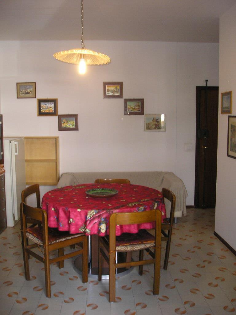 Appartamento in  Vendita  a Ravenna   trilocale   53 mq  foto 2