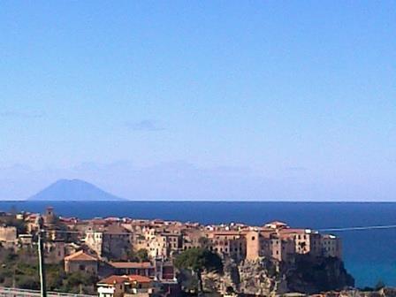 Terreno edificabile in  Vendita  a Tropea   12 vani  400 mq  foto 2